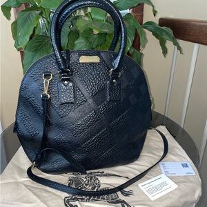 Authentic Burberry Black Leather Medium Shoulder/handbag LOOK Orchard
